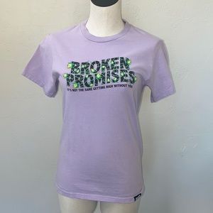 Light purple Broken promises T-shirt